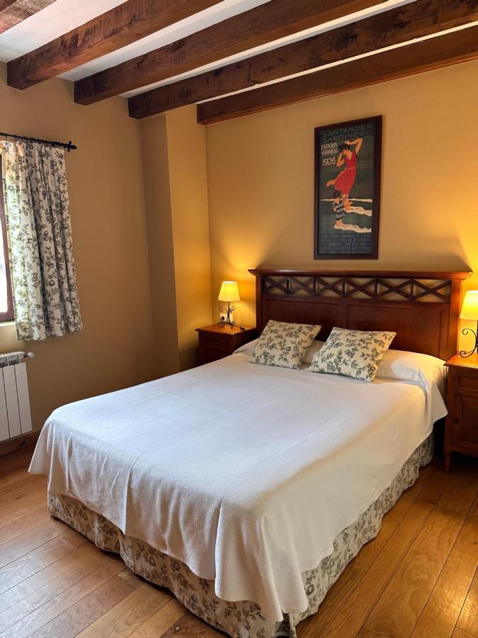 Posada Caborredondo Santillana del Mar Buitenkant foto